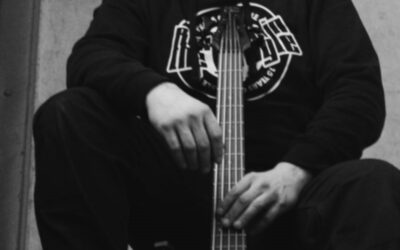 Mr. Bassman, esittelyssä Aku